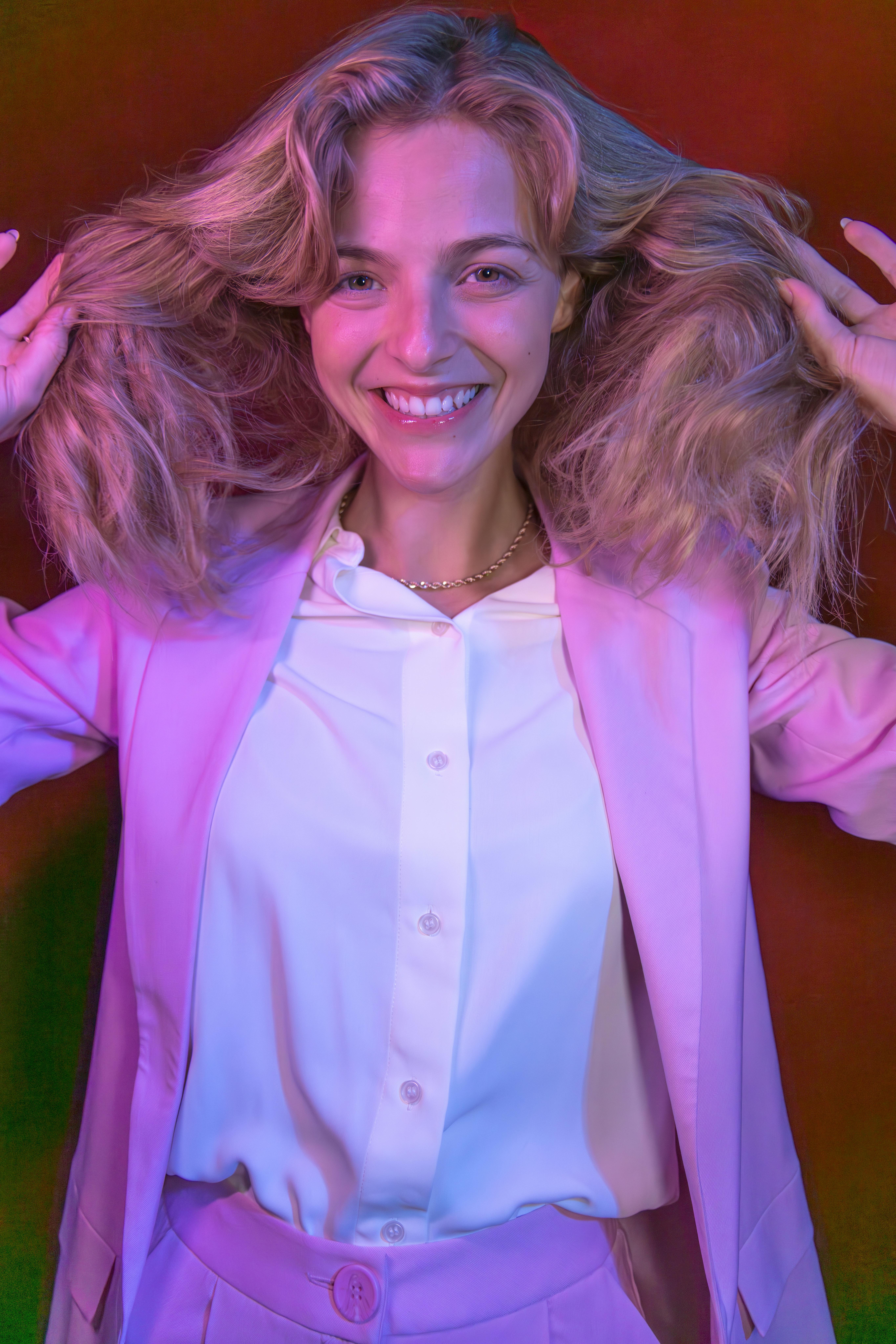 场次卡片：影片封面图